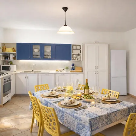 Villasara Scopello Relax Con 4 Piscina&spa 卡斯泰拉马莱