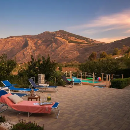 Villasara Scopello Relax Con 4 Piscina&spa *