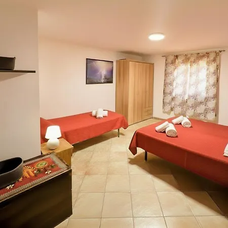 Villasara Scopello Relax Con 4 Piscina&spa 别墅