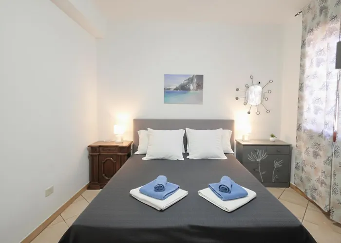 Villasara Scopello Relax Con 4 Piscina&spa * 卡斯泰拉马莱