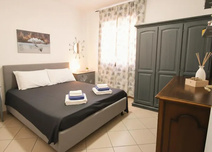 别墅 Villasara Scopello Relax Con 4 Piscina&spa