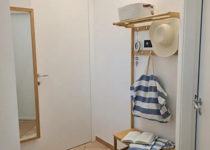 别墅 Villasara Scopello Relax Con 4 Piscina&spa 卡斯泰拉马莱