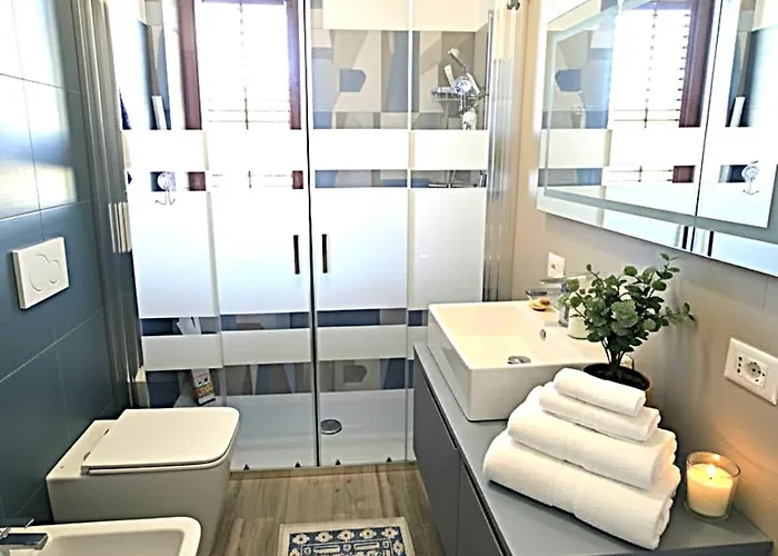 Villasara Scopello Relax Con 4 Piscina&spa * 卡斯泰拉马莱