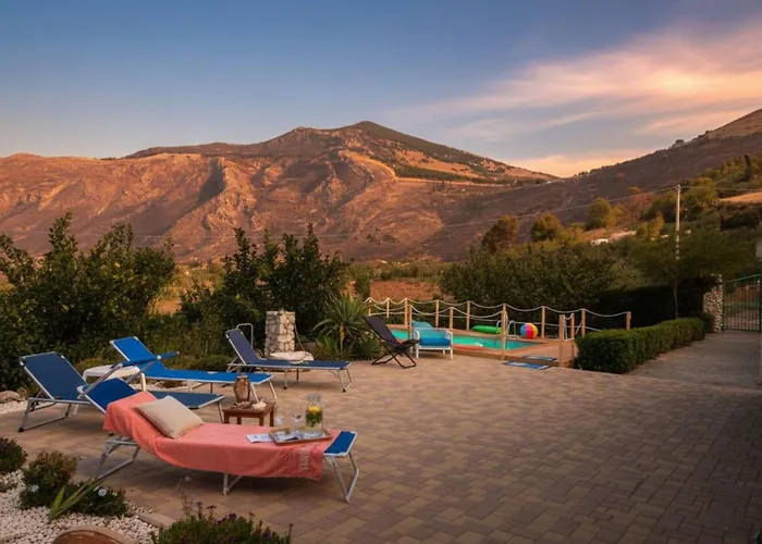 Villasara Scopello Relax Con 4 Piscina&spa *