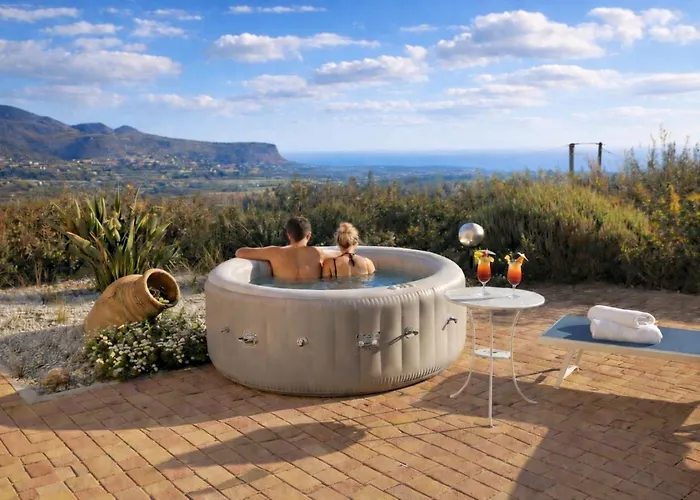 别墅 Villasara Scopello Relax Con 4 Piscina&spa *