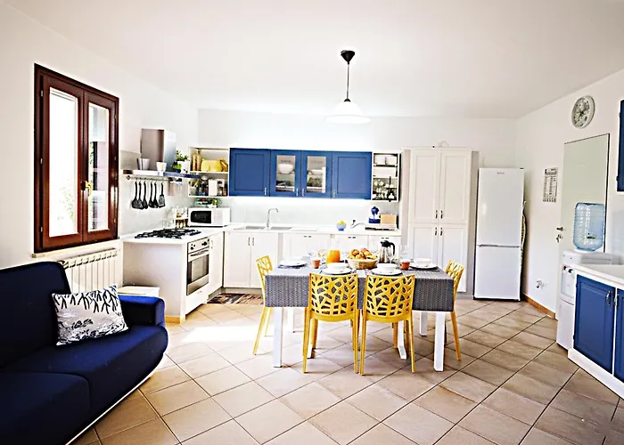 Villasara Scopello Relax Con 4 Piscina&spa 别墅